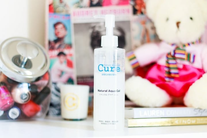 Cure Natural Aqua Gel review // Geeky Posh